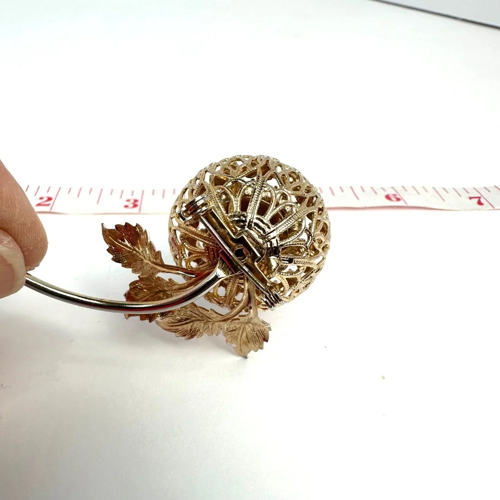 Vintage Gold Tone Purple Rhinestone Pink Enamel Leaf Floral Filigree Brooch Pin